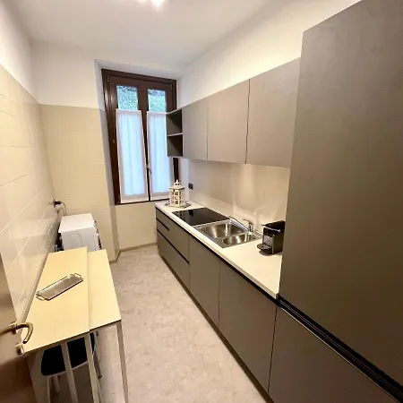 La & Apartment Como